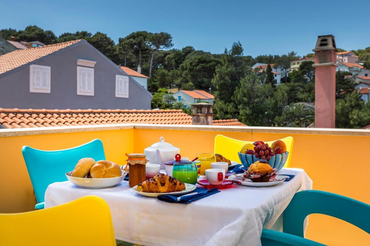 Apartments Priko 63 Mali Losinj Exterior photo